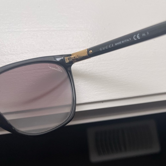 Gucci Sunglasses - Picture 6 of 6
